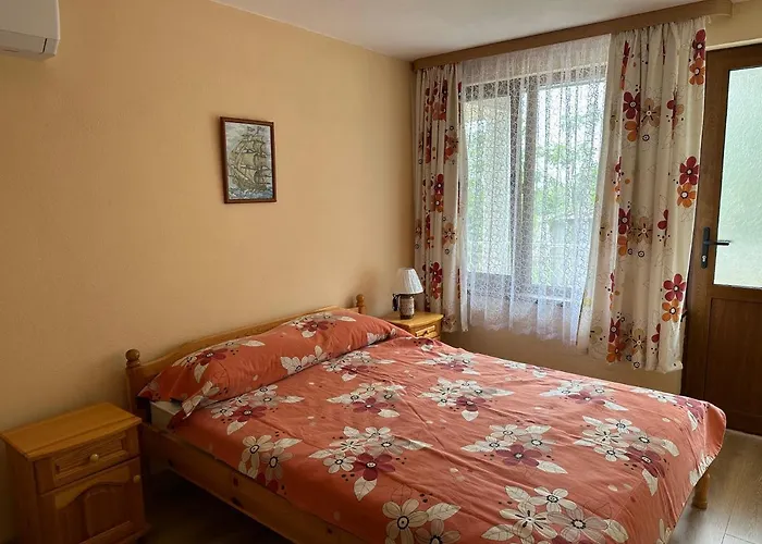 Sea Lena Apartment Balchik